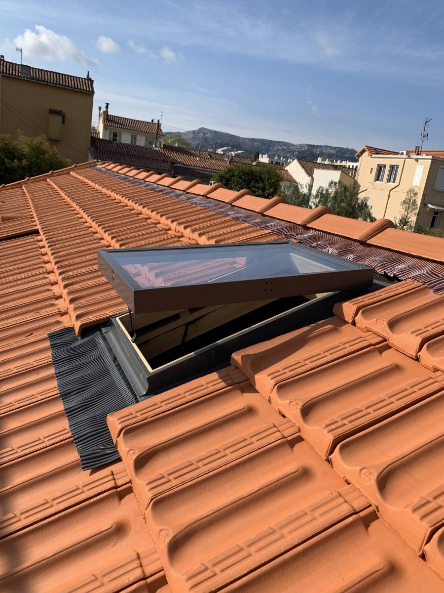 Entreprise velux  six-fours var 83